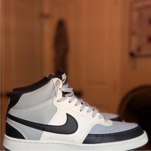 Nike Court Visions” Mid” - Picture 2 of 5